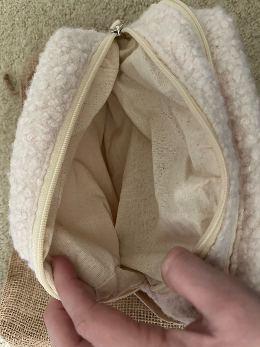 🆕 Birkenstock Sherpa Teddy Zip Cosmetic Case - Picture 7 of 8